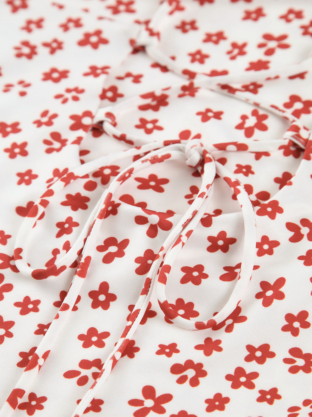 Robe longue d'été fluide à bretelles croisées et imprimé floral