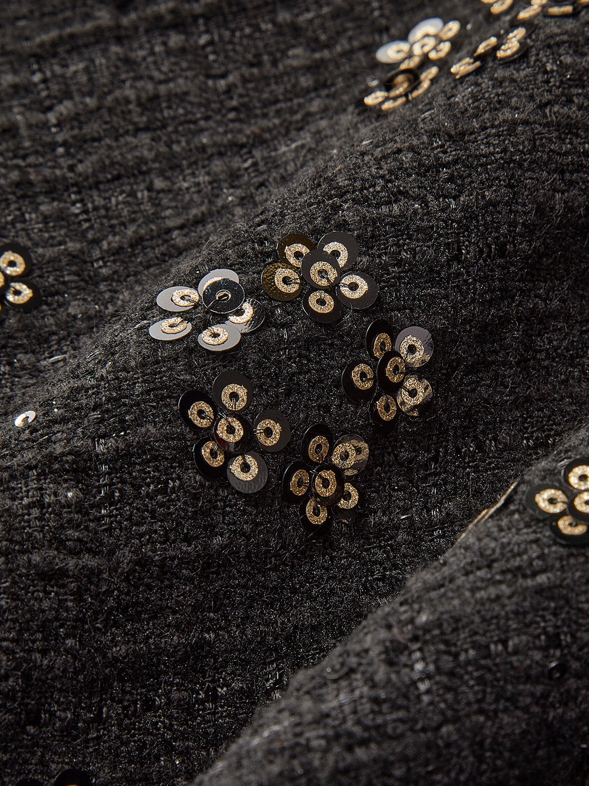 Jupe en tweed à fleurs et sequins