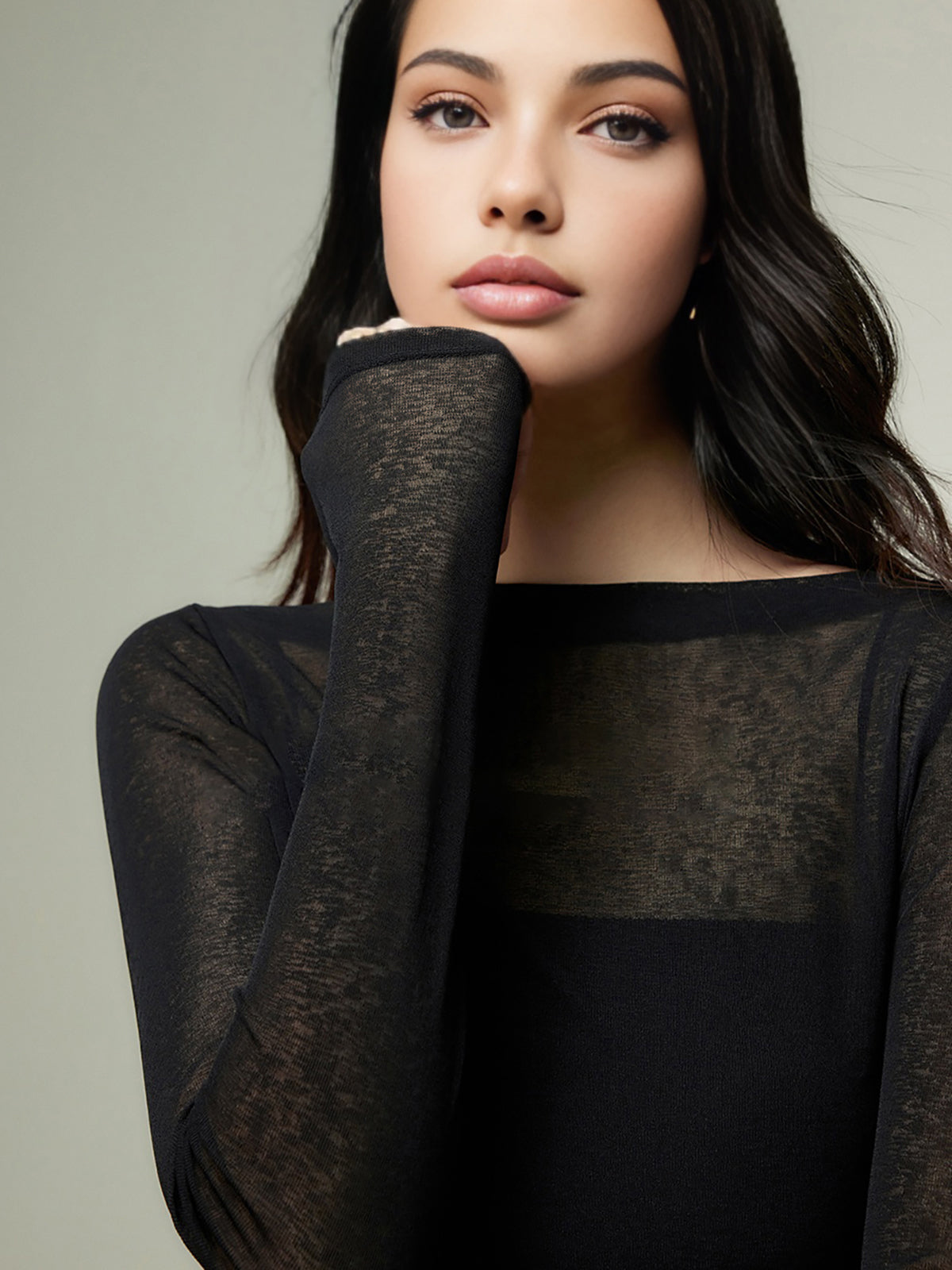 Haut en jersey à col droit et empiècements transparents