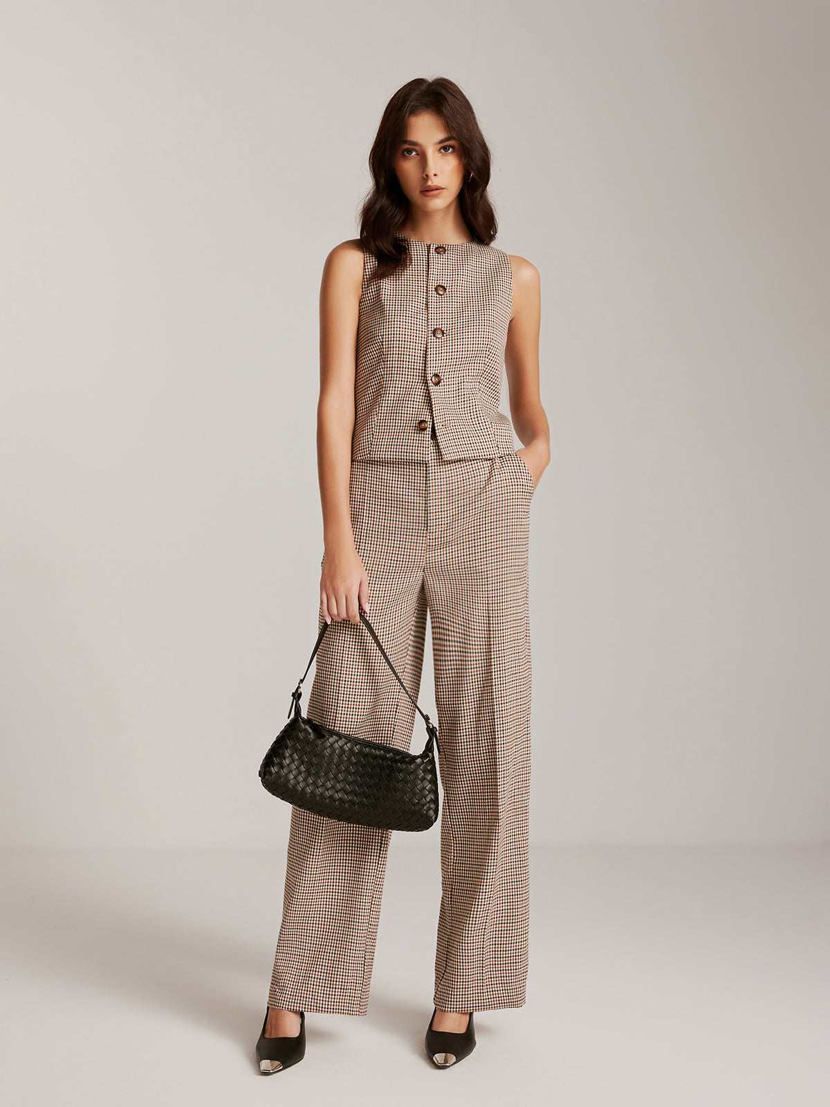 Gilet élégant à carreaux boutonné