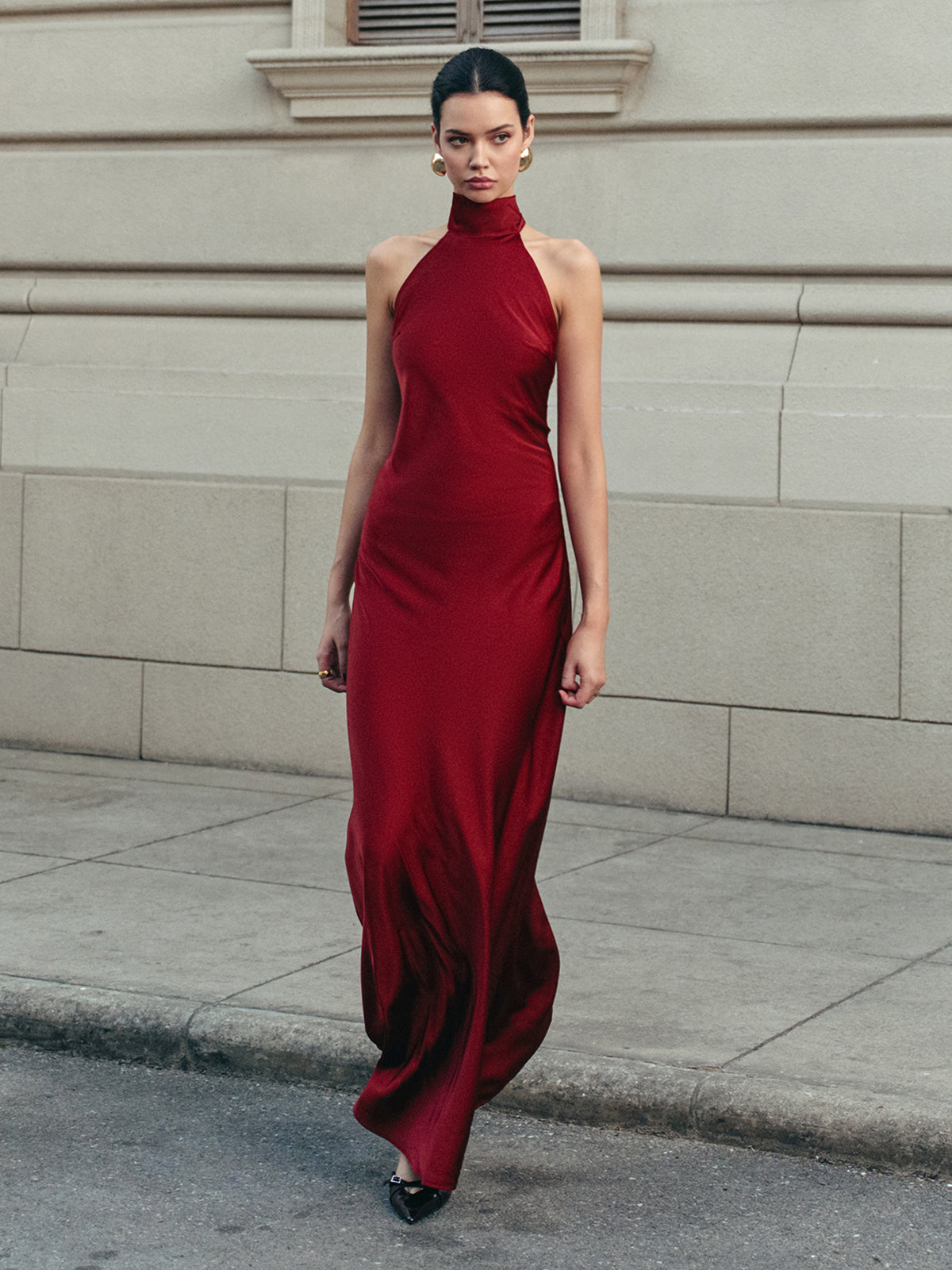 Robe dos nu en satin