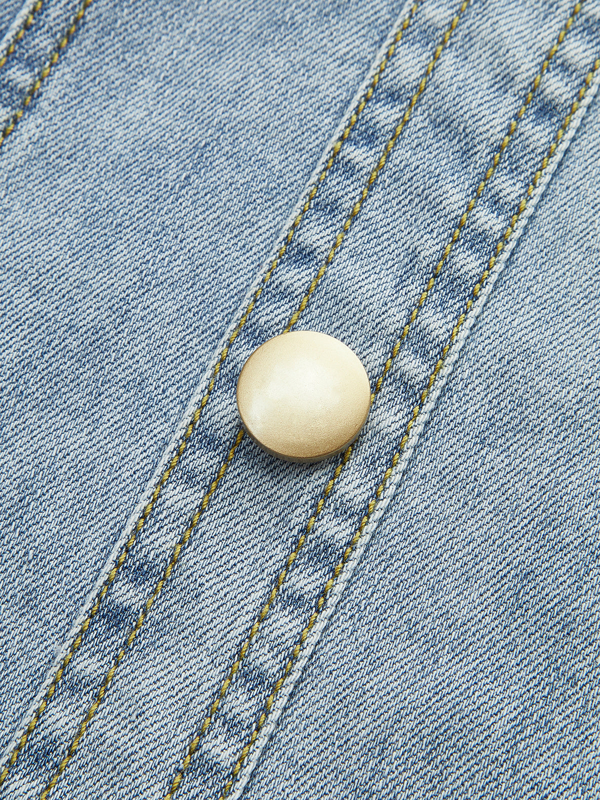 Ärmelloses Jeanskleid mit Knopfleiste