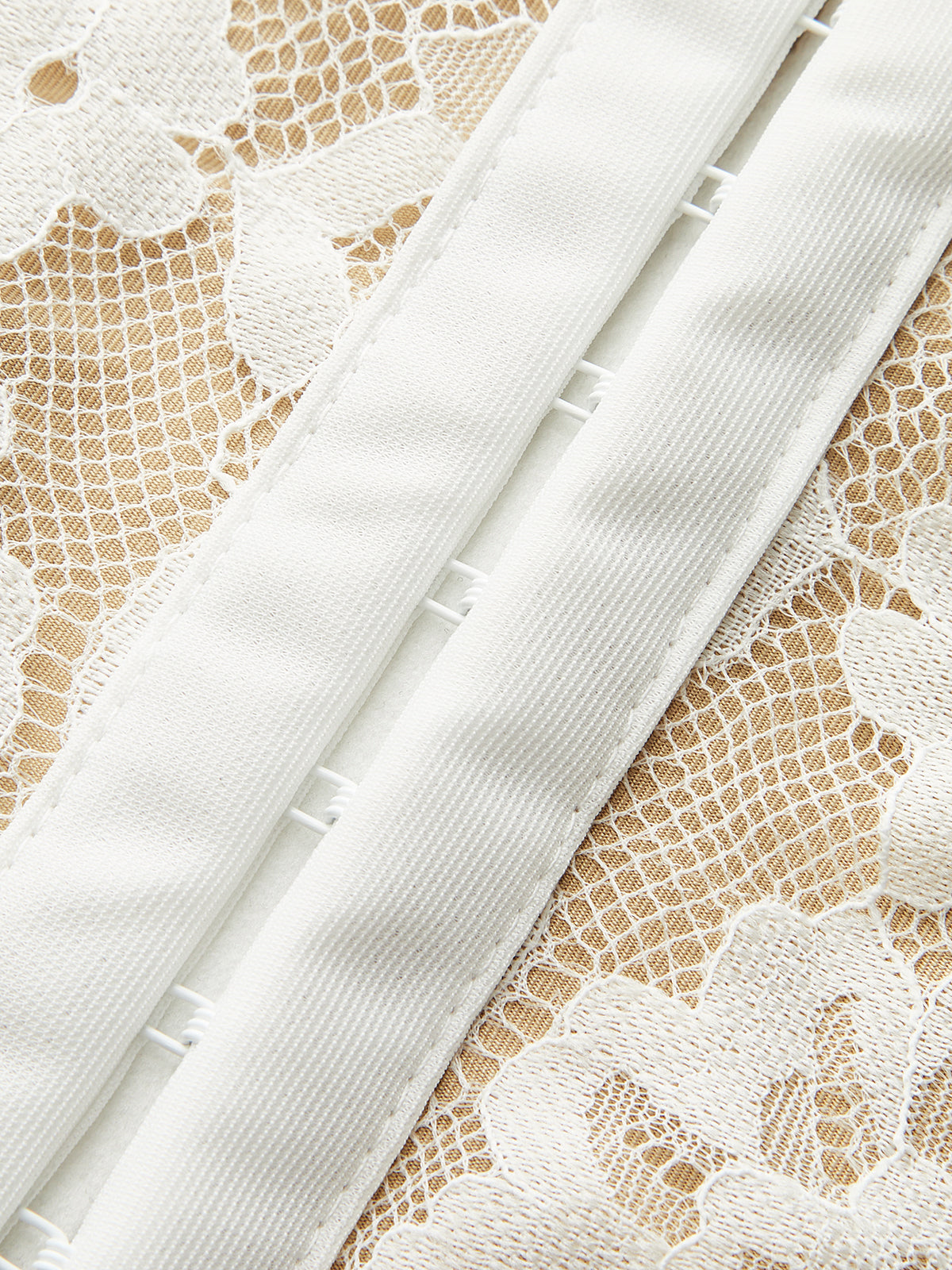 Corset bustier en dentelle florale sans bretelles