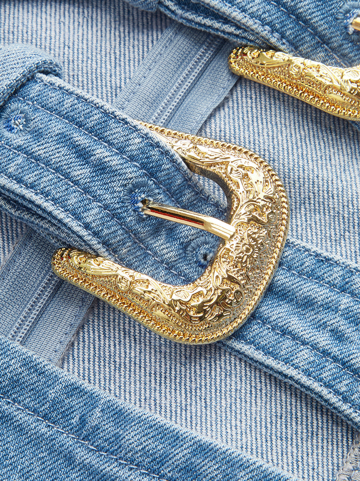 Jeanskleid mit Neckholder und Schnallendetails