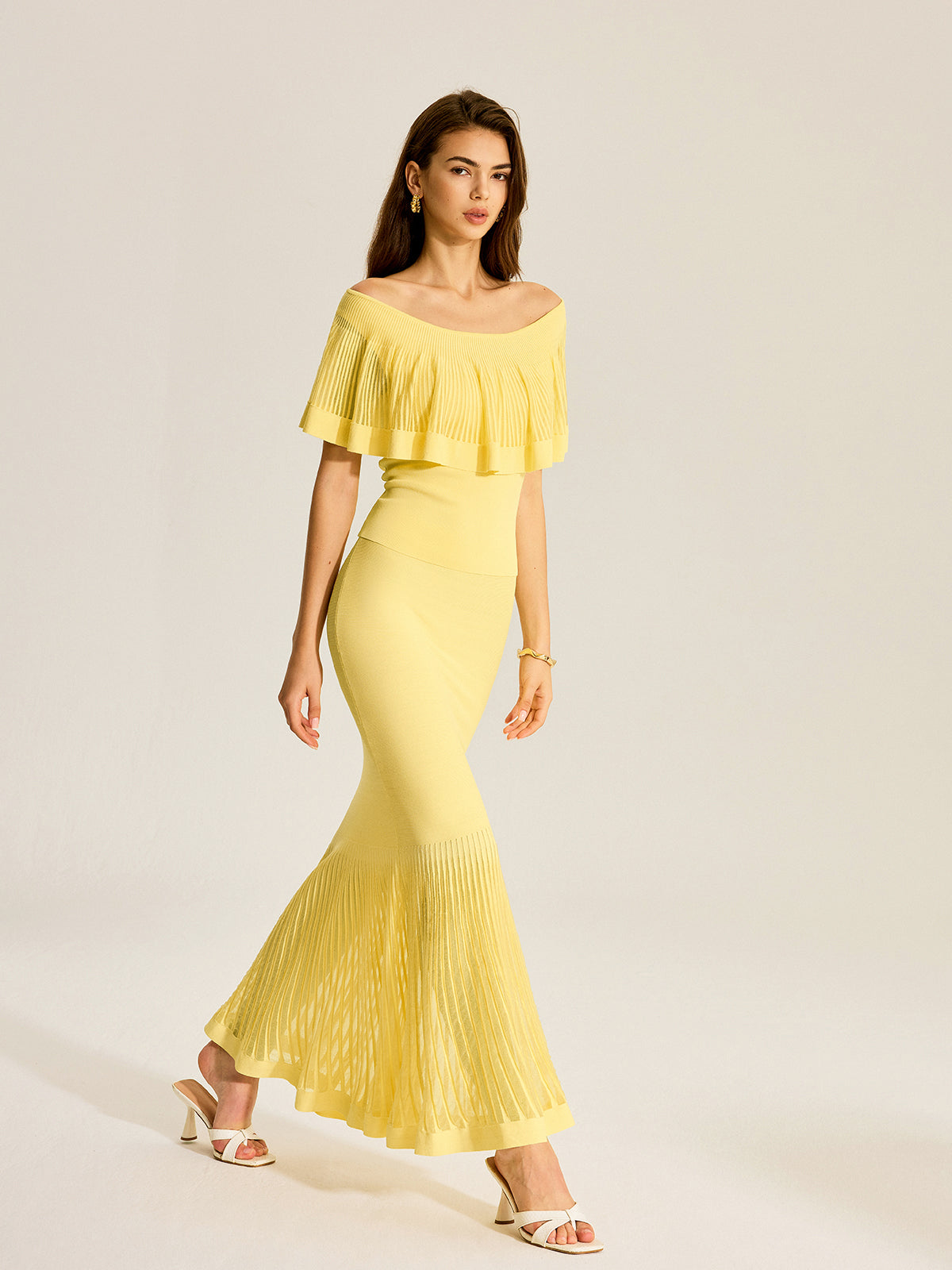 Strickrock mit Tülleinsätzen