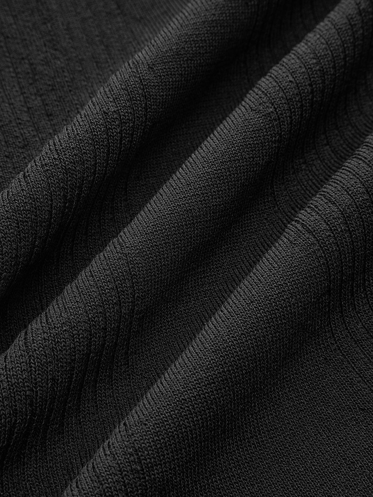 Kontrastfarbener Schleifengürtel, gerippter Strick-Midirock